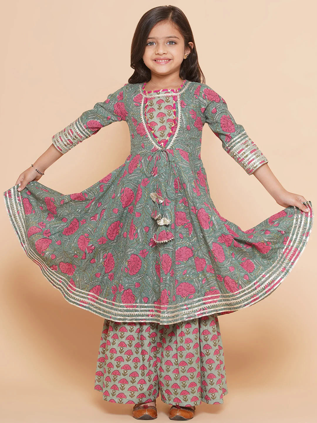 Girls Green Printed Round neck Kurta with Sharara