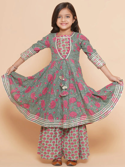 Girls Green Printed Round neck Kurta with Sharara