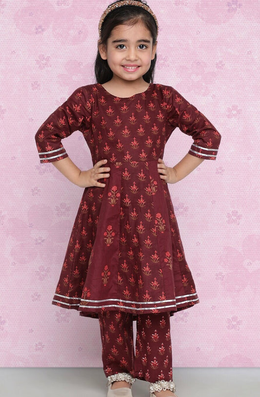 Girls Maroon Ethnic Motifs Printed Regular Kurta With Trousers