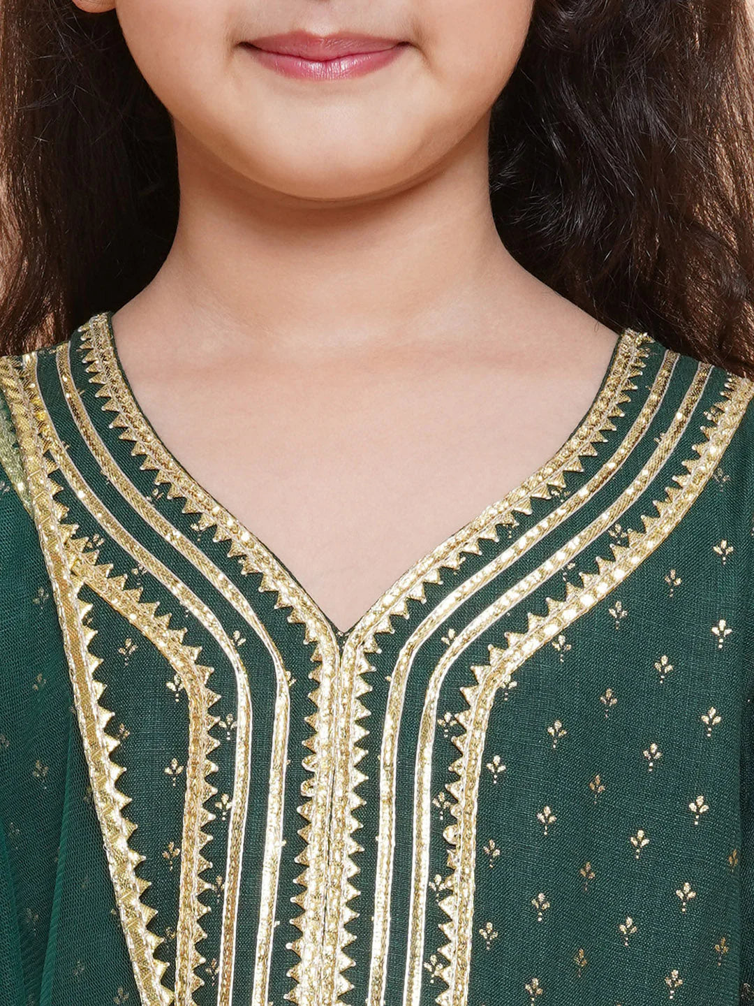 Girls Ethnic Motifs Printed Kurta & Trousers With Dupatta