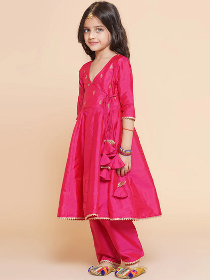 Girls Pink Embroidered Kurta With Trousers & With Dupatta