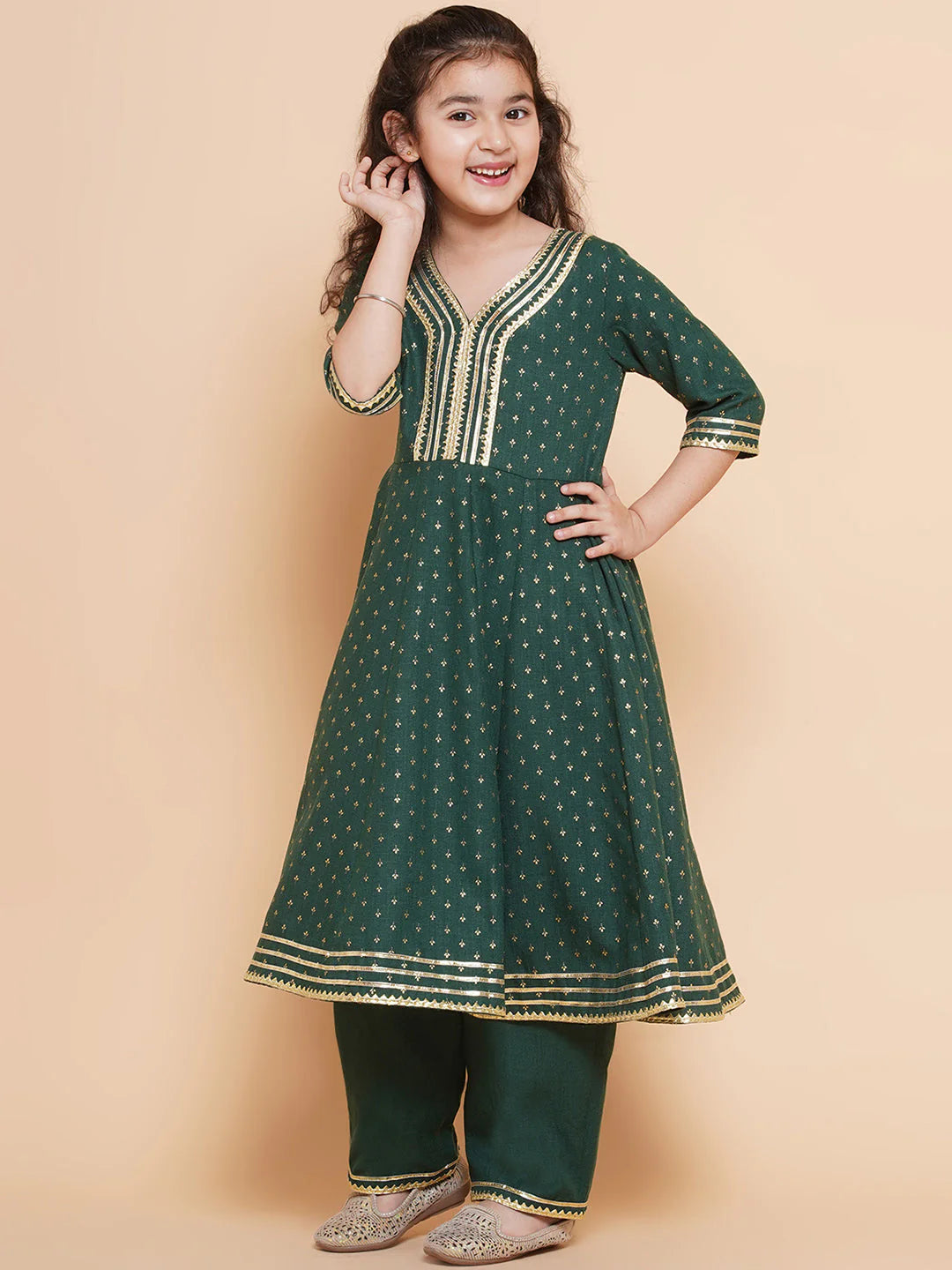 Girls Ethnic Motifs Printed Kurta & Trousers With Dupatta