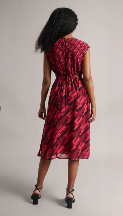 Pink Georgette Geometric Side Cut-Out Dress