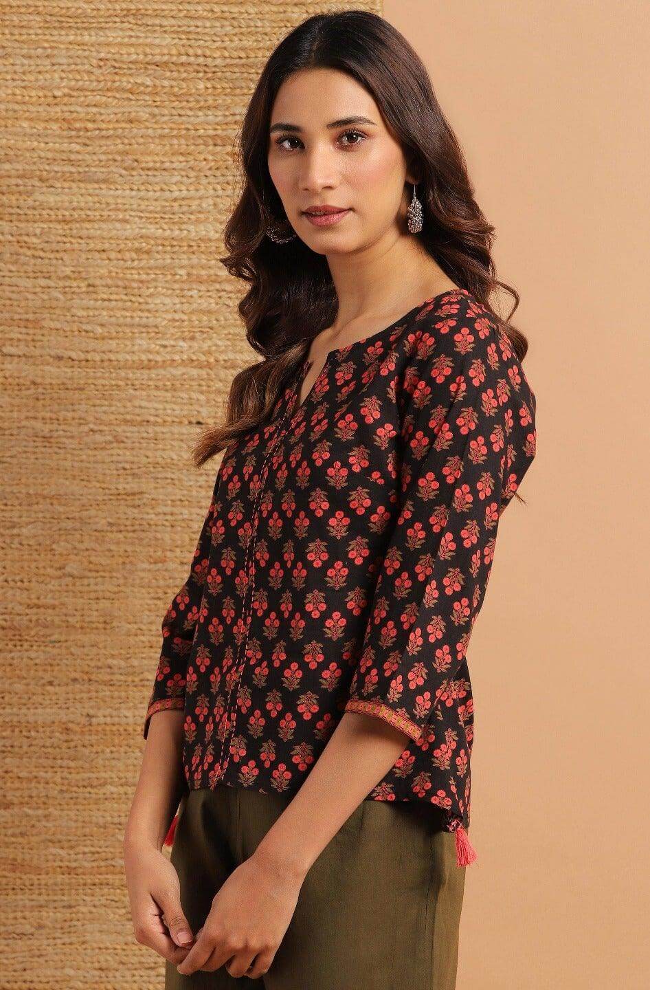 Black Cotton Floral Print Regular Top