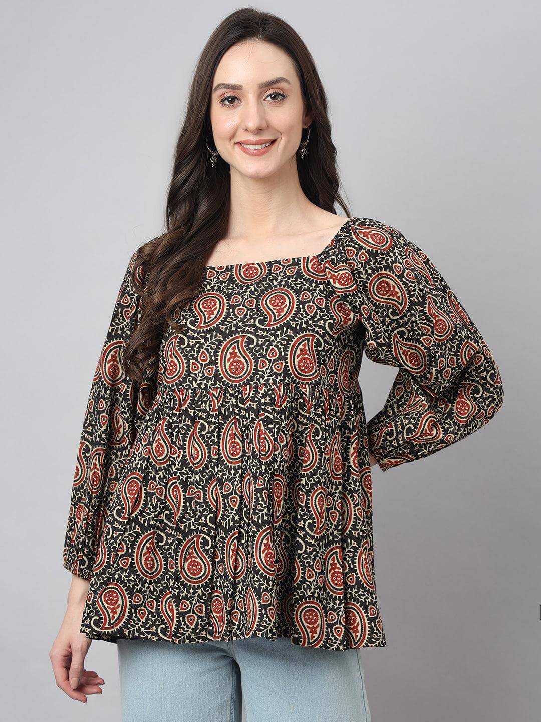 Silae Black Cotton Paisley Print Gathered Top