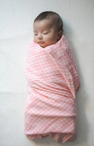 Charming Checks Swaddle-Pink